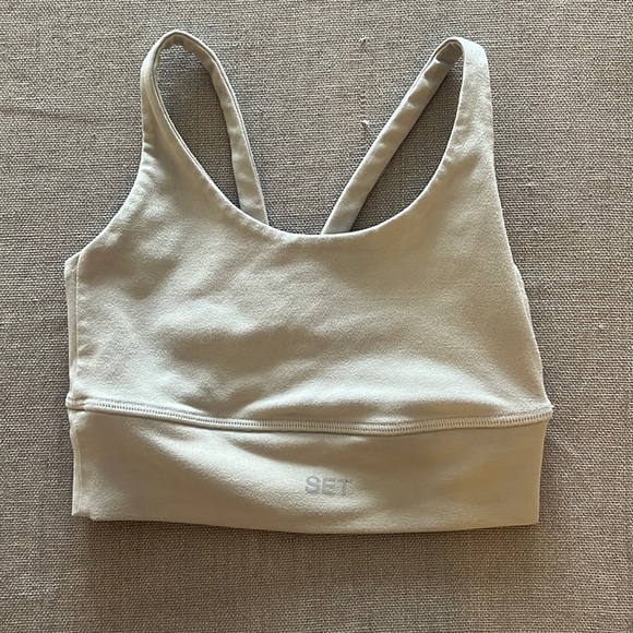 SETActive LUXFORM SCOOP Y Sports Bra (XS)- OAT MILK - Picture 2 of 5